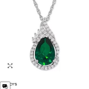 Emerald necklace with white sapphire